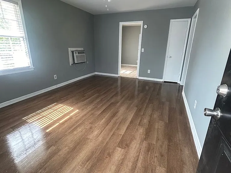 119A Calvin Ct — Photo 1