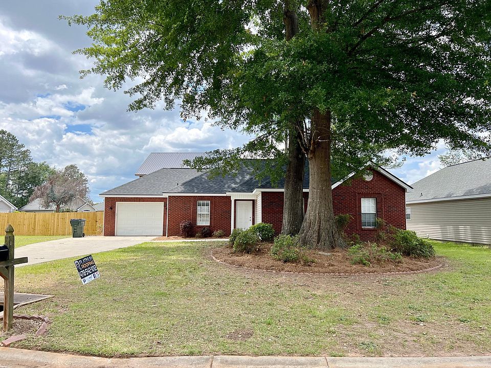 1st image of 118 Rolling Woods Cir