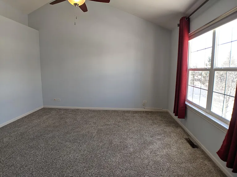 385 Bradbury Ln — Photo 15