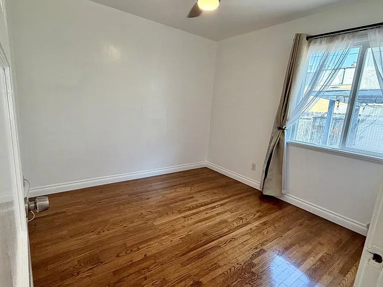 4668 Mississippi St — Photo 4