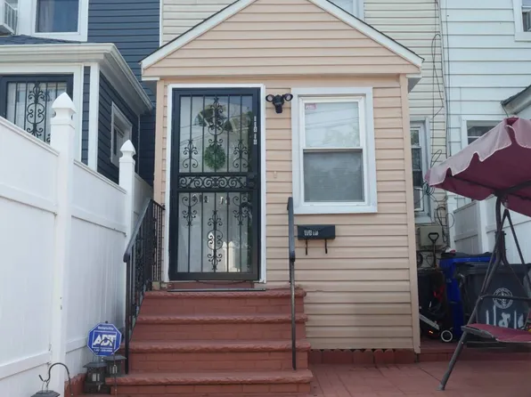 11816 155th St, Jamaica, NY 11434