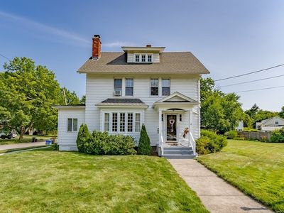 198 Edgewood Ave, Longmeadow, MA, 01106