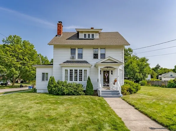 198 Edgewood Ave, Longmeadow, MA 01106