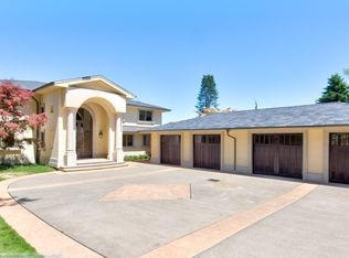 8711 Talbot Rd, Edmonds, WA 98026