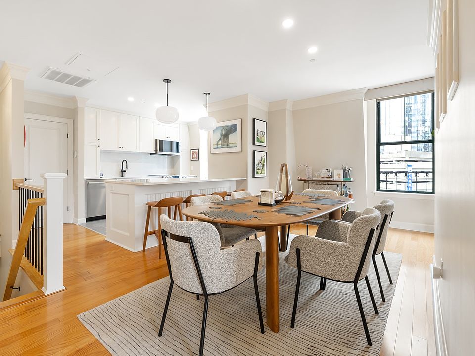 1st image of 75 Clarendon St APT 602