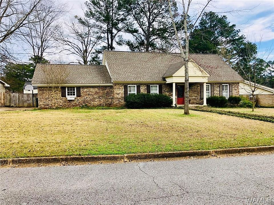 1st image of 394 Riverdale Dr