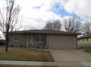 215 Sesame St, Fremont, NE 68025