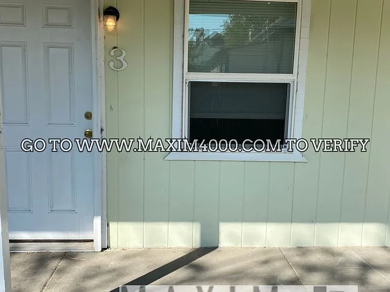 943 Rood Avenue — Photo 2