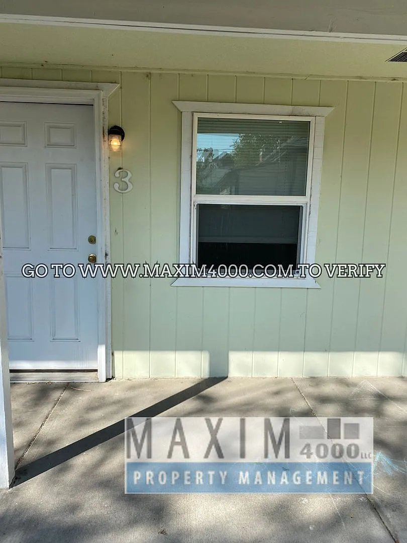 Building Photo - 943 Rood Avenue
