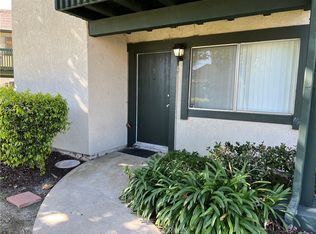 23224 Orange Ave APT 5, Lake Forest, CA 92630
