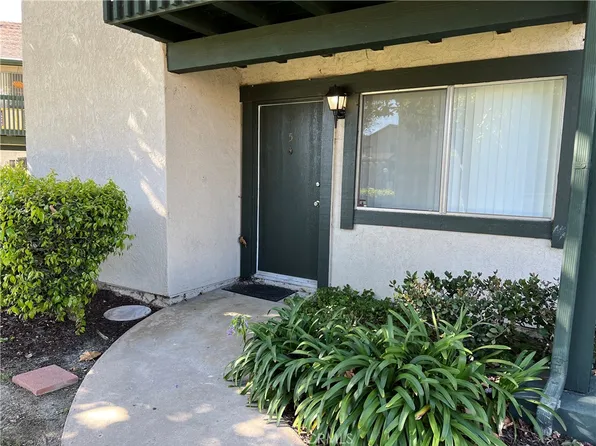 23224 Orange Ave APT 5, Lake Forest, CA 92630