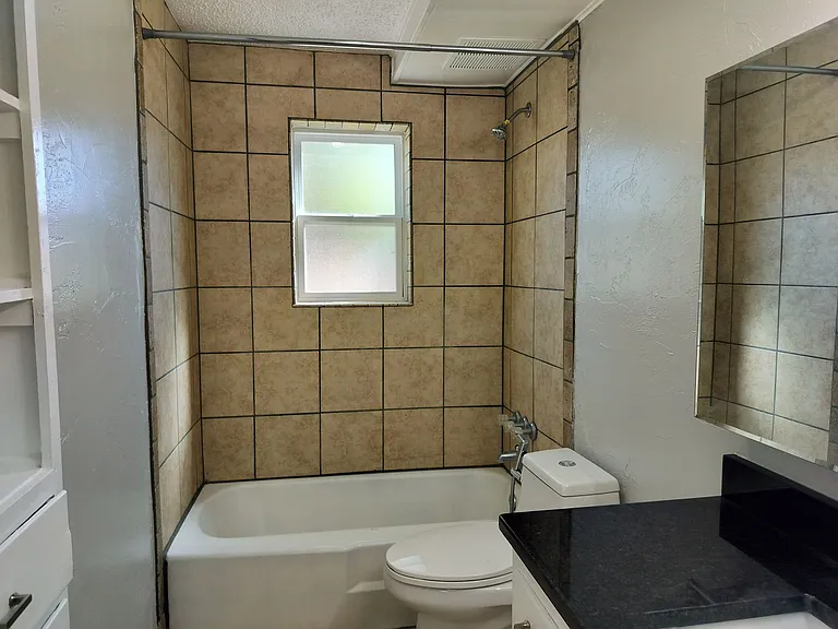 301 N University Dr #7 — Photo 10
