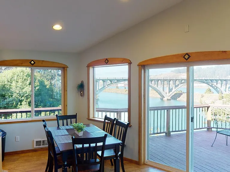 94451 Jerrys Flat Rd — Photo 10