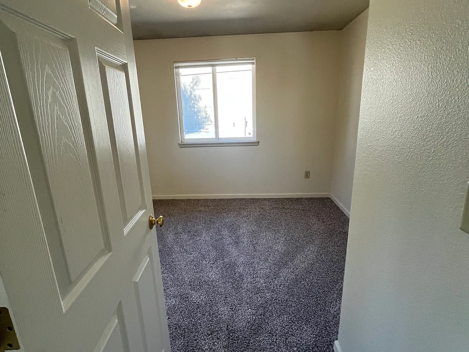 2 bed, $2,000 — Photo 4