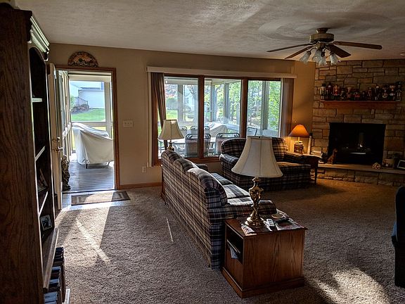 5th image of 2336 Woodview Ct