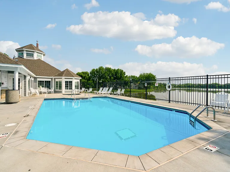 Hazeltine Shores — Photo 11