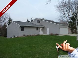 712 Miller Lane Ct, Kaukauna, WI 54130