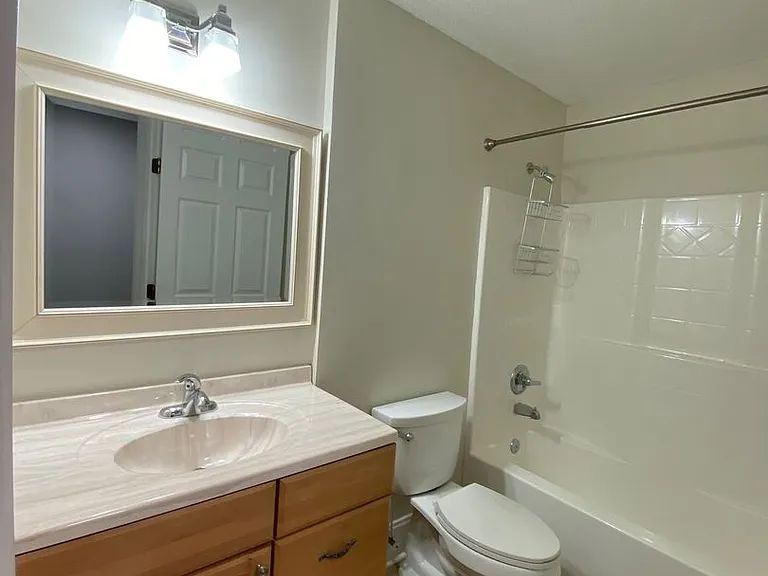 87 Dale St — Photo 30