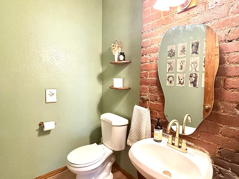 126 Galapago St — Photo 7