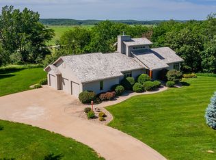 31982 Napa Valley Dr, Waukee, IA 50263
