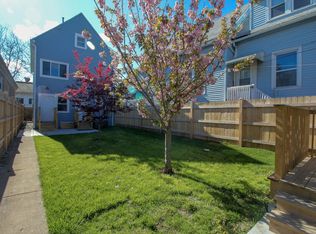 2847 N Central Park Ave #1, Chicago, IL 60618