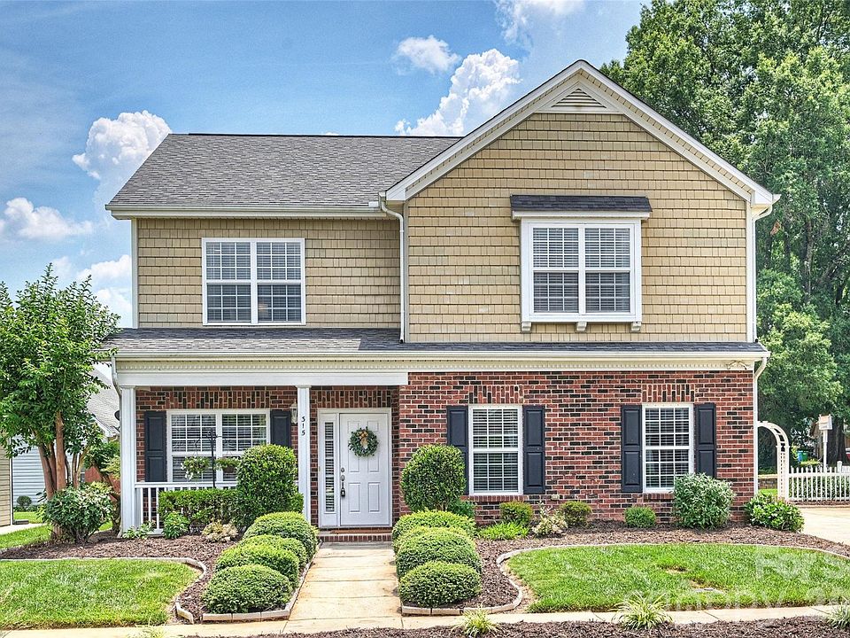 1st image of 315 Wendover Dr