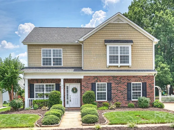 315 Wendover Dr, Locust, NC 28097