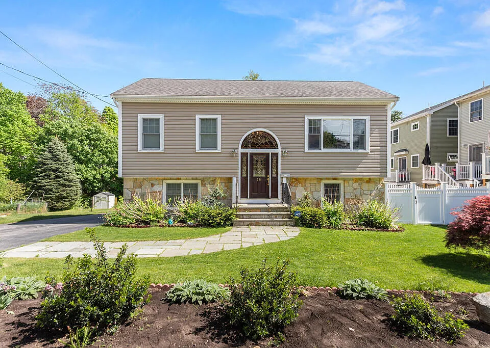 296 College Farm Rd
