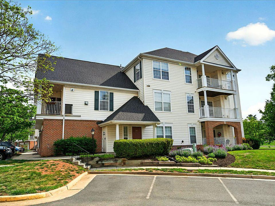 1st image of 25280 Lake Shore Sq Unit 205