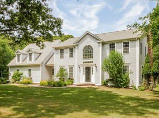 2 Weatherly Ct, Jamestown, RI 02835