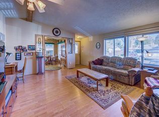 1838 S Peach St, Medford, OR 97501