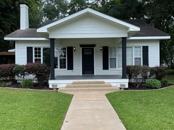 405 Cleveland St, Headland, AL 36345