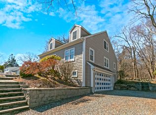37 W End Ave, Niantic, CT 06357