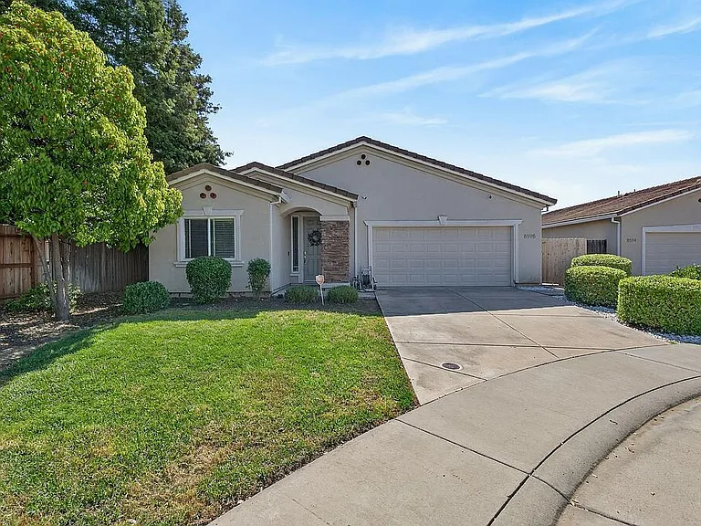 8598 New Valley Way — Photo 1