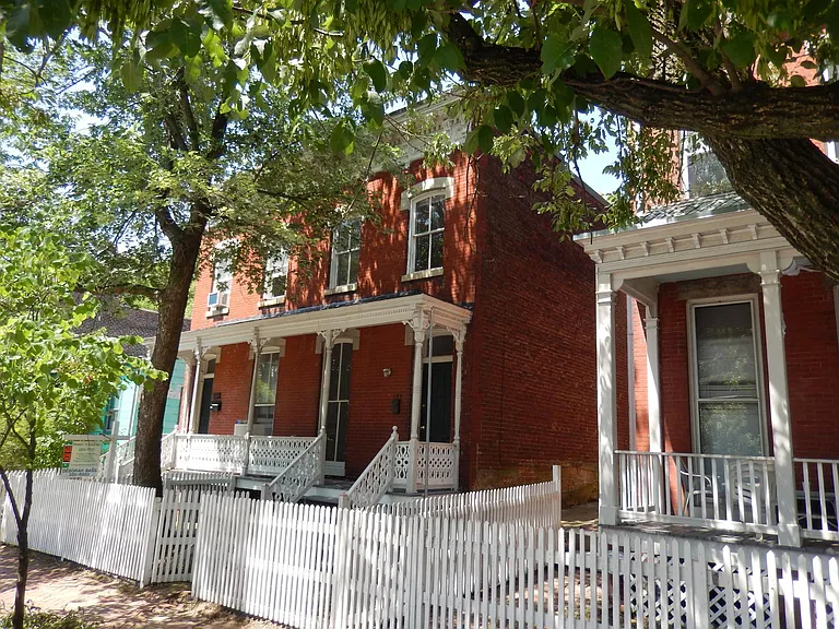 106 S Pine St — Photo 22