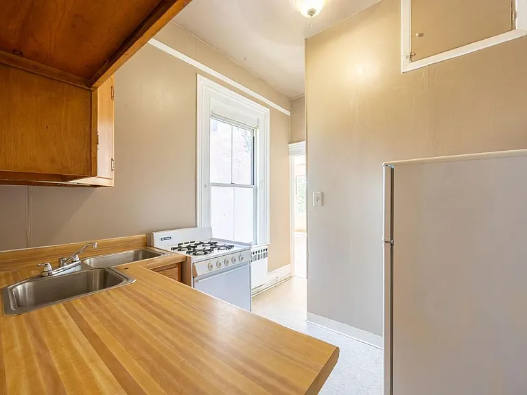 991 Leon Rd — Photo 13