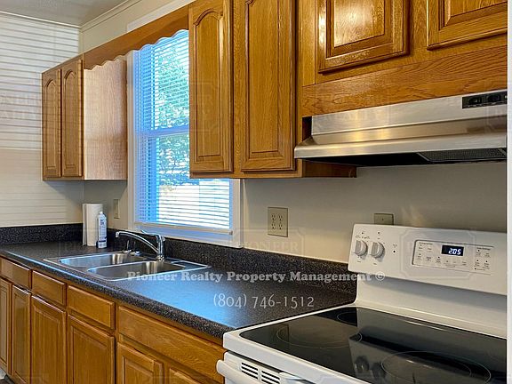 2nd image of 2103 S Whitehill Dr