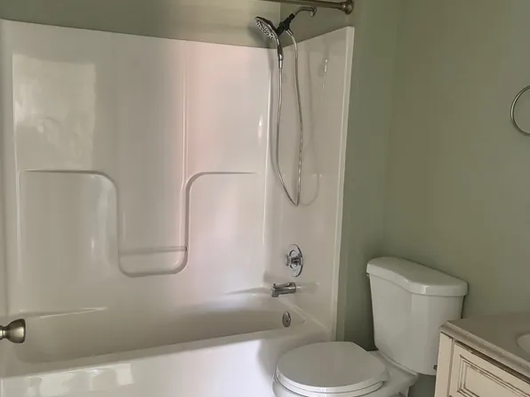 58 Snow Hill Church Rd, Candler, NC 28715