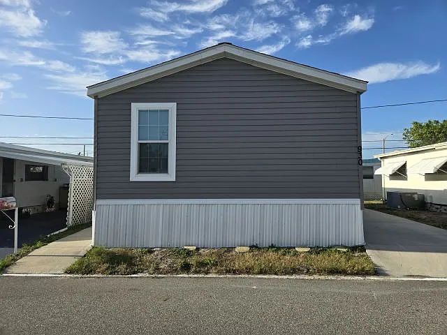 4125 Park St N #930 — Photo 1