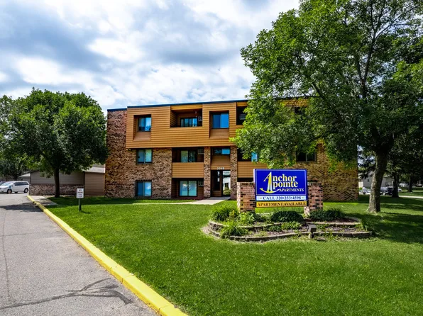 2052 15th St N #10, Saint Cloud, MN 56303
