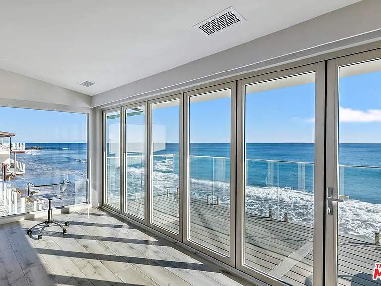 25216 Malibu Rd — Photo 8