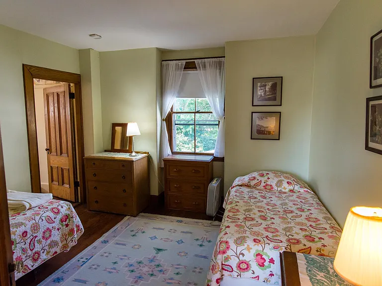 7 Homestead Dr — Photo 34