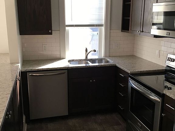 2nd image of 2315 Irving Ave S #2