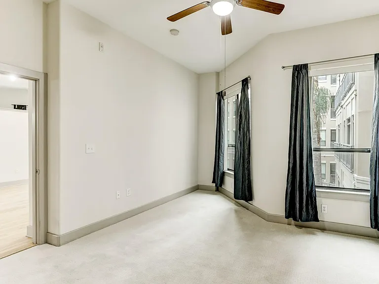1901 Post Oak Blvd #2602 — Photo 29