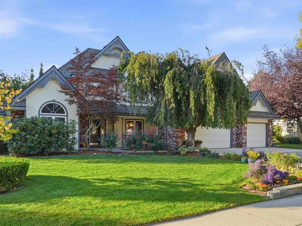 11249 W Hickory Rise Dr, Boise, ID 83713