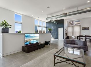 281 N Sycamore St, Santa Ana, CA 92701