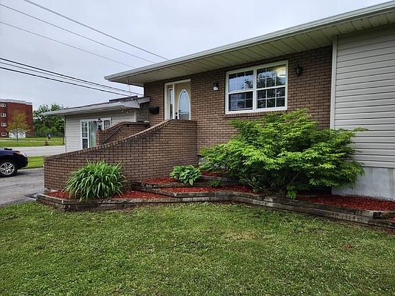 4th image of 128 Bennett Drive