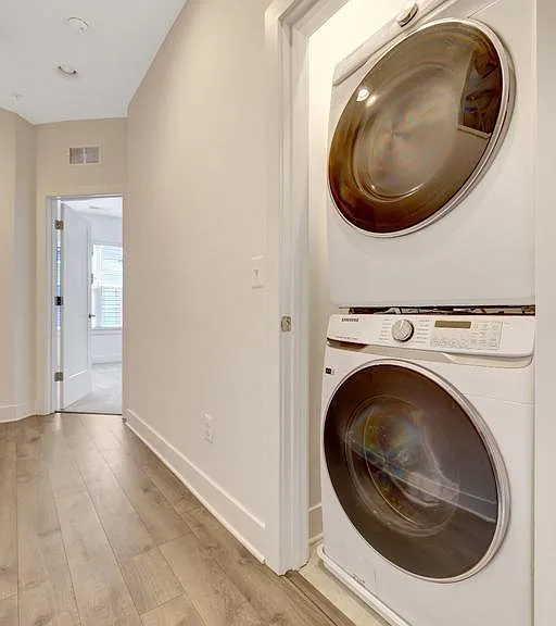 11247 Beaker St — Photo 24