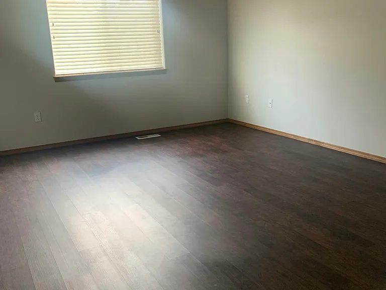 14308 E 31st Ln — Photo 33