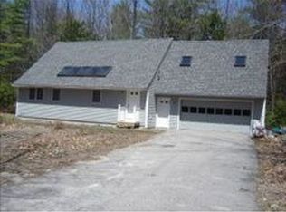34 Abenaukee Dr, Wolfeboro, NH 03894